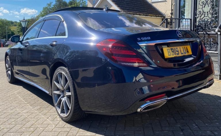 Mercedes-Benz S560 Executive Premium 2019 mercedes s class amg line blue rear three quarter left.jpg