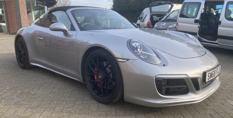 Porsche 911 Targa 4 GTS screenshot