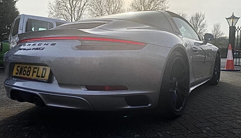 Porsche 911 Targa 4 GTS screenshot