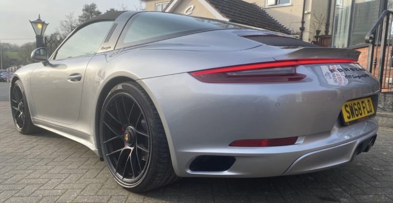 Porsche 911 Targa 4 GTS screenshot