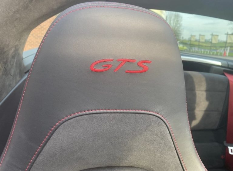 Porsche 911 Targa 4 GTS screenshot